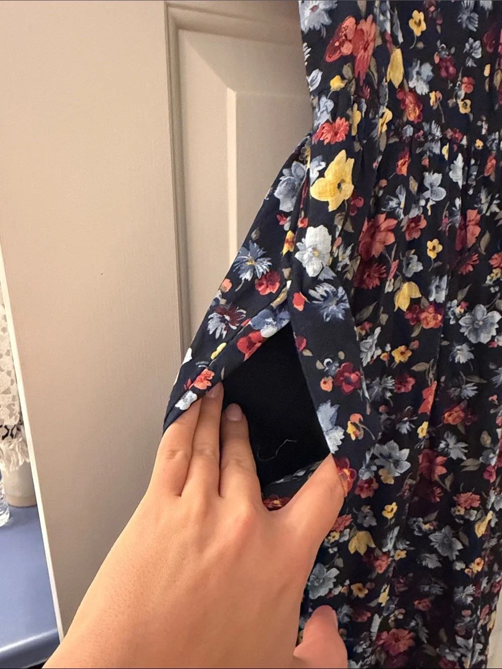 Abercrombie & Fitch Floral Puff-Sleeve Midi Dress - Navy Floral